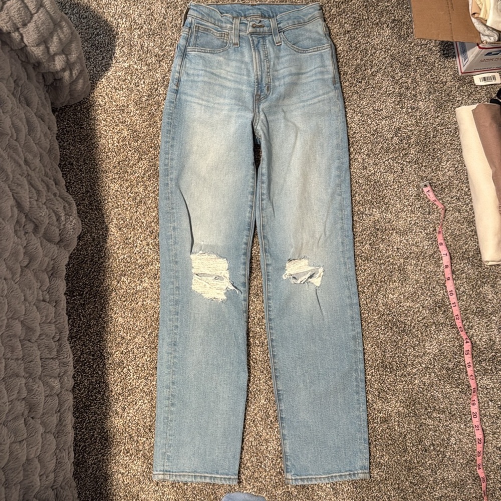 Madewell Light Blue Distressed Women's Jeans